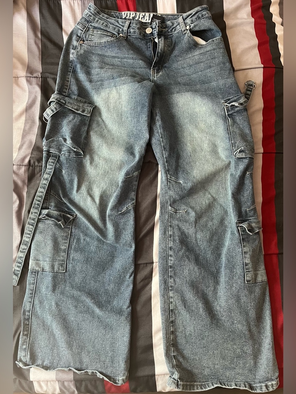 VIP Women’s Bootcut Cargo Jeans in Washed Blue